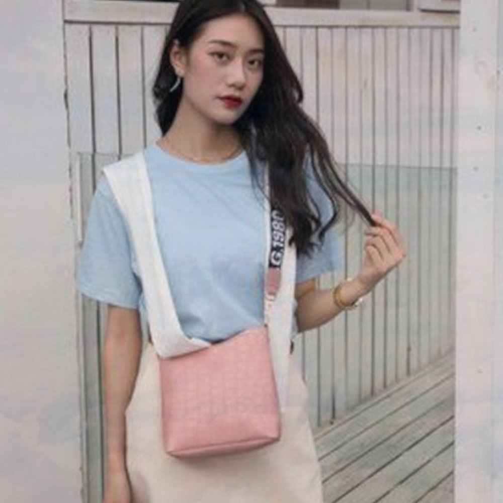 New Ladies Crocodile bucket bag 241